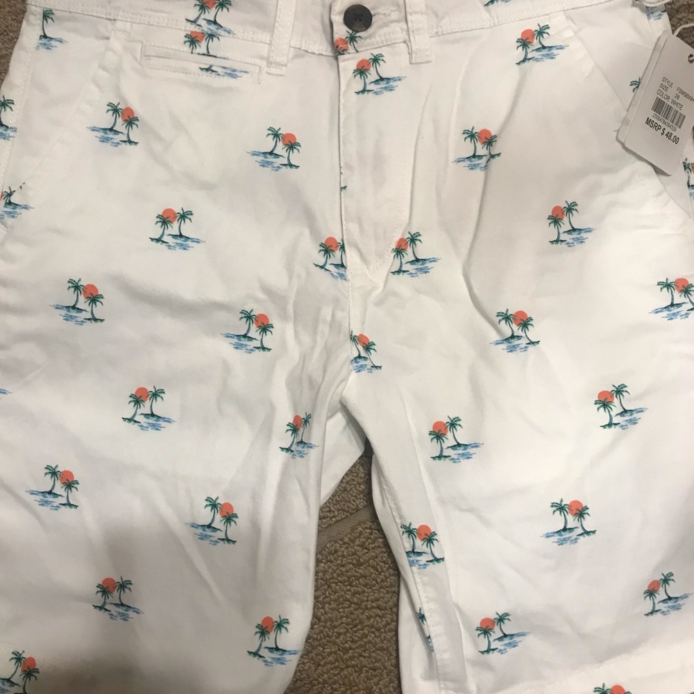 NEW !!! Men’s Board Shorts - classic fit .